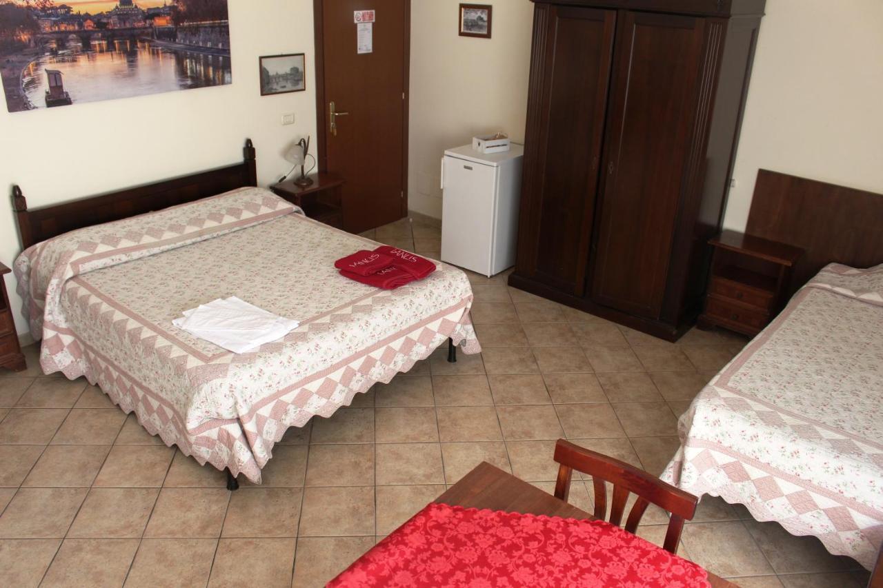 Ianus Guest House Roma Dış mekan fotoğraf